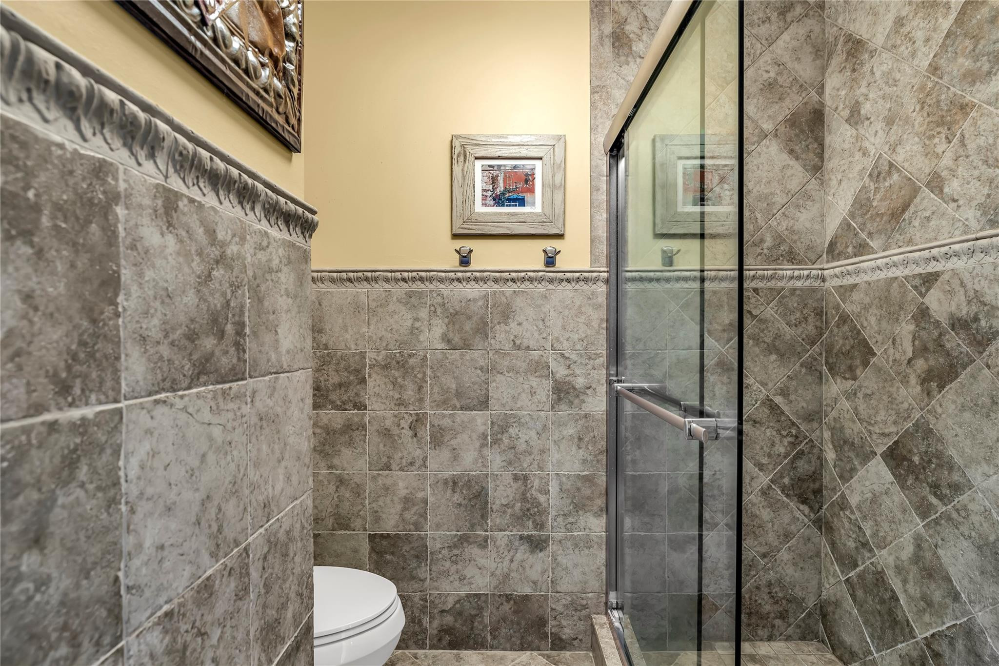 2737 NW 42nd Ave 2737