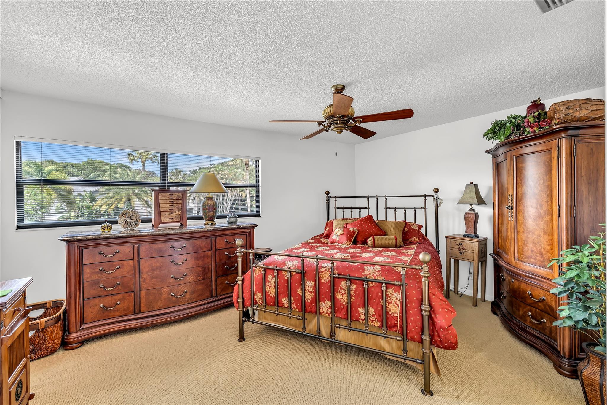 2737 NW 42nd Ave 2737