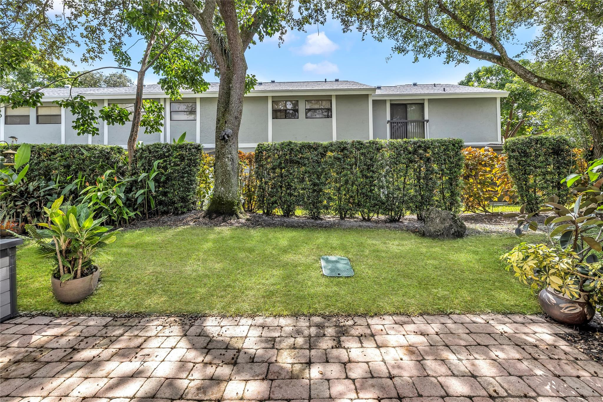 2737 NW 42nd Ave 2737