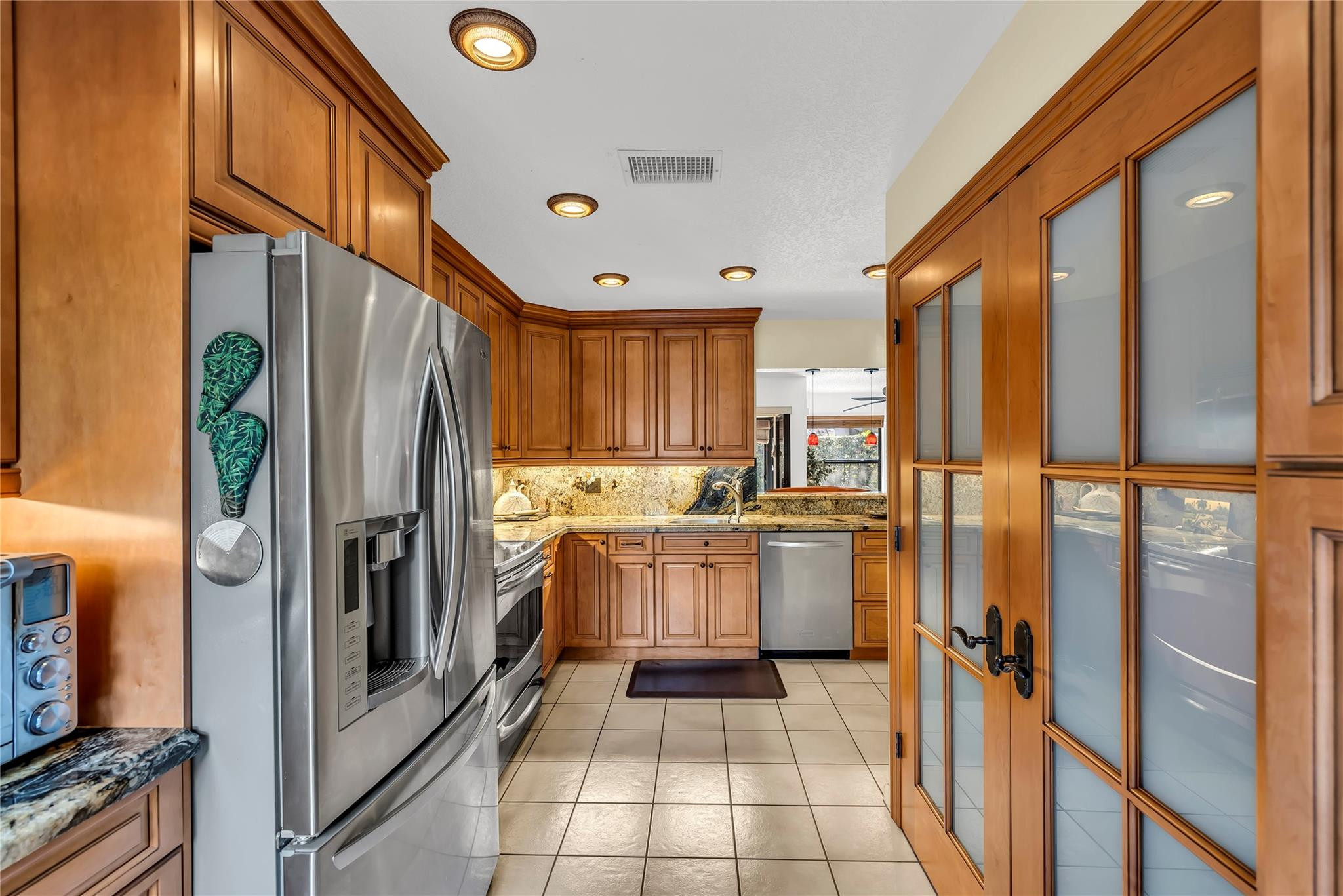 2737 NW 42nd Ave 2737