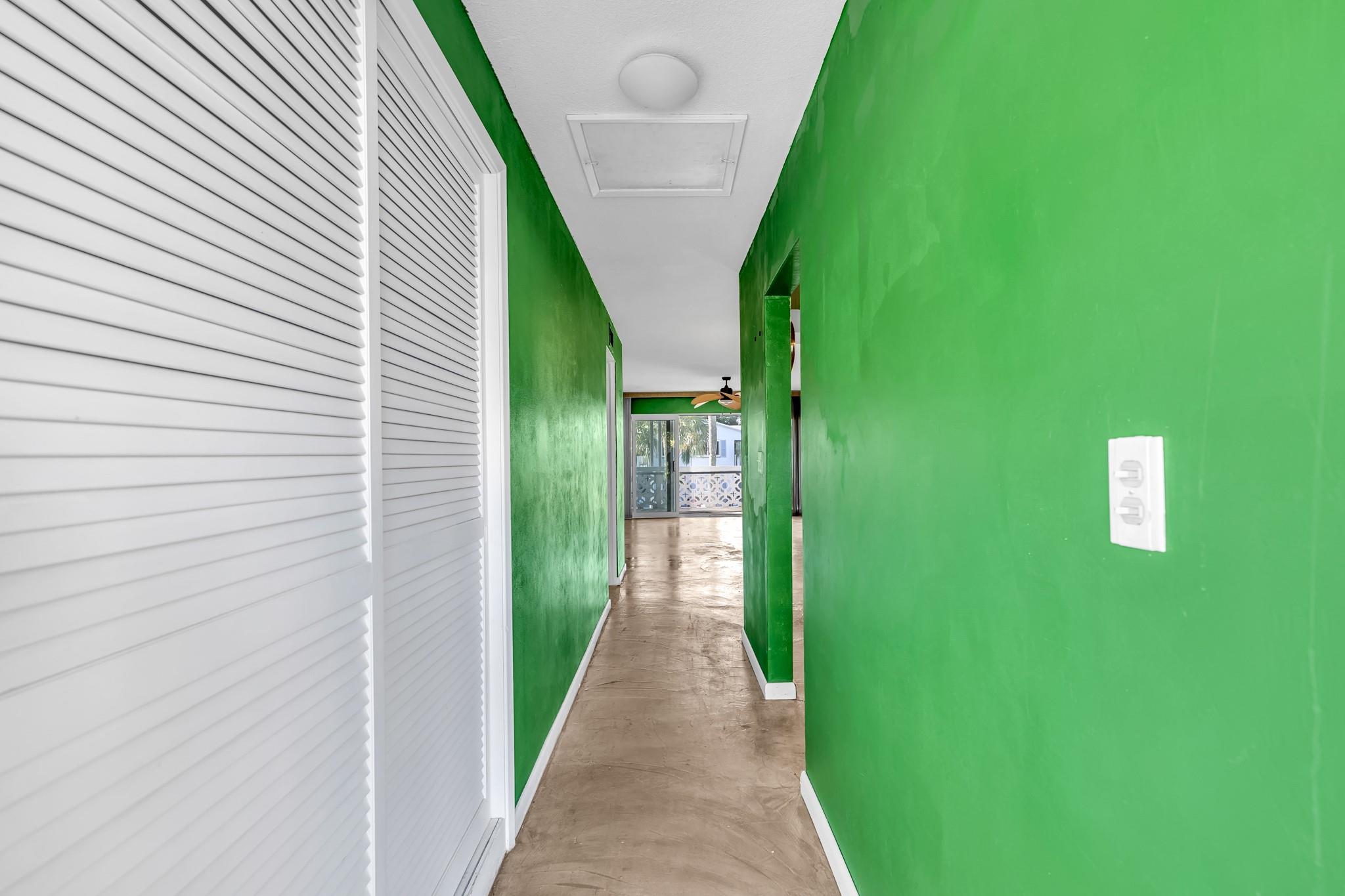 2151 NE 42nd Ct 204