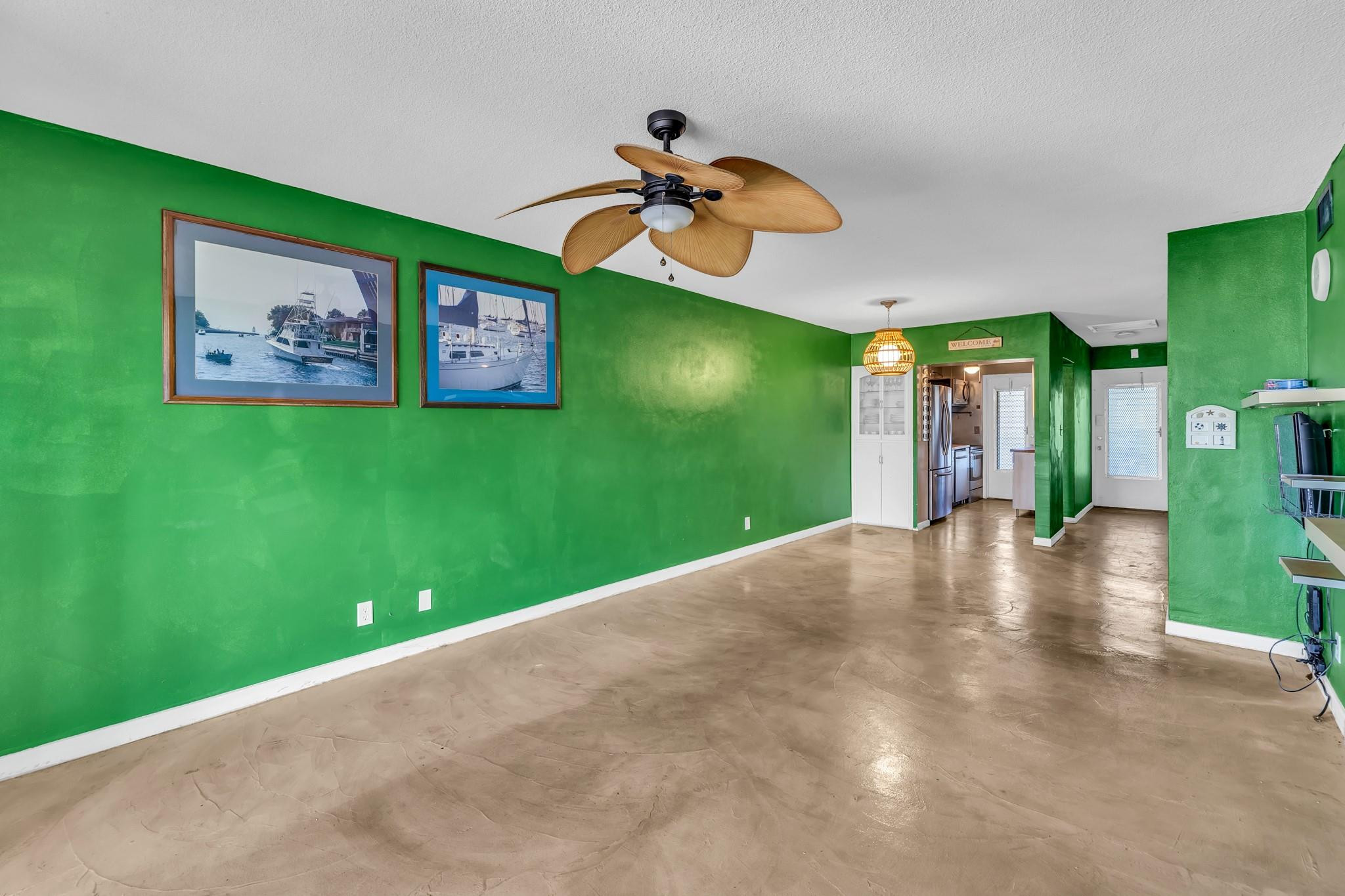 2151 NE 42nd Ct 204