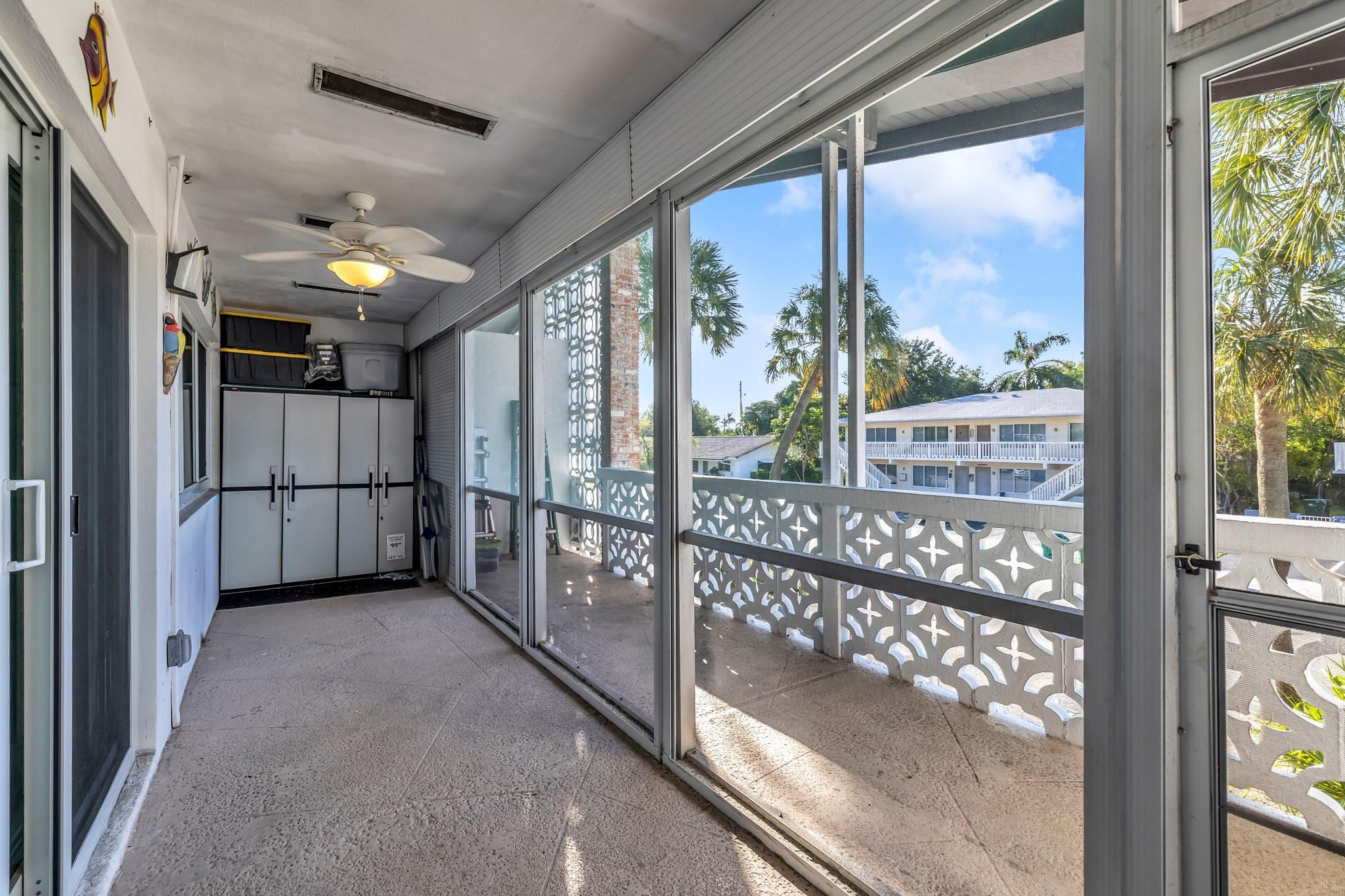 2151 NE 42nd Ct 204