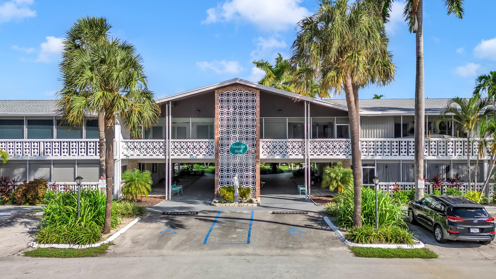 2151 NE 42nd Ct 204