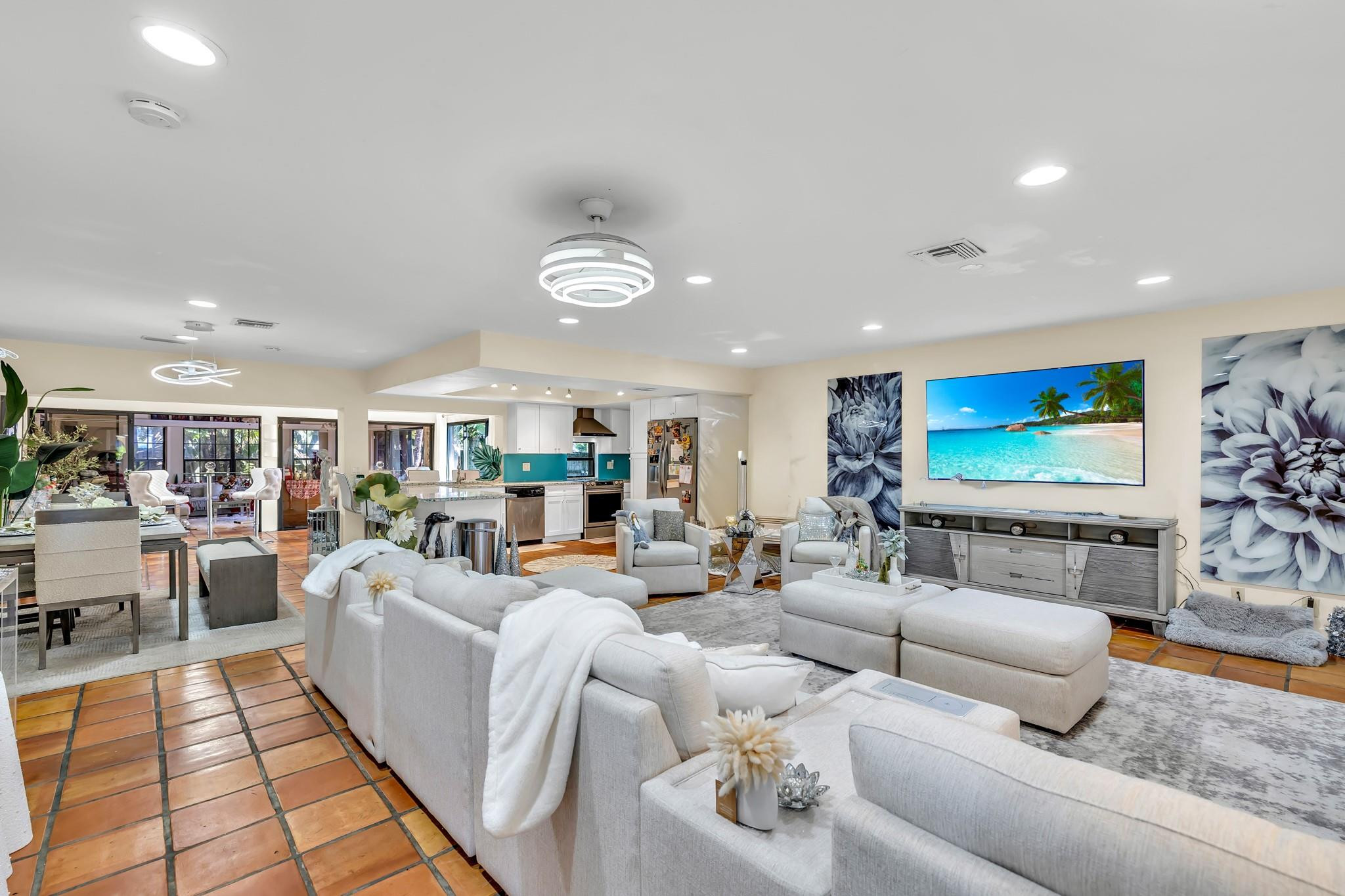 980 SW 70th Ave