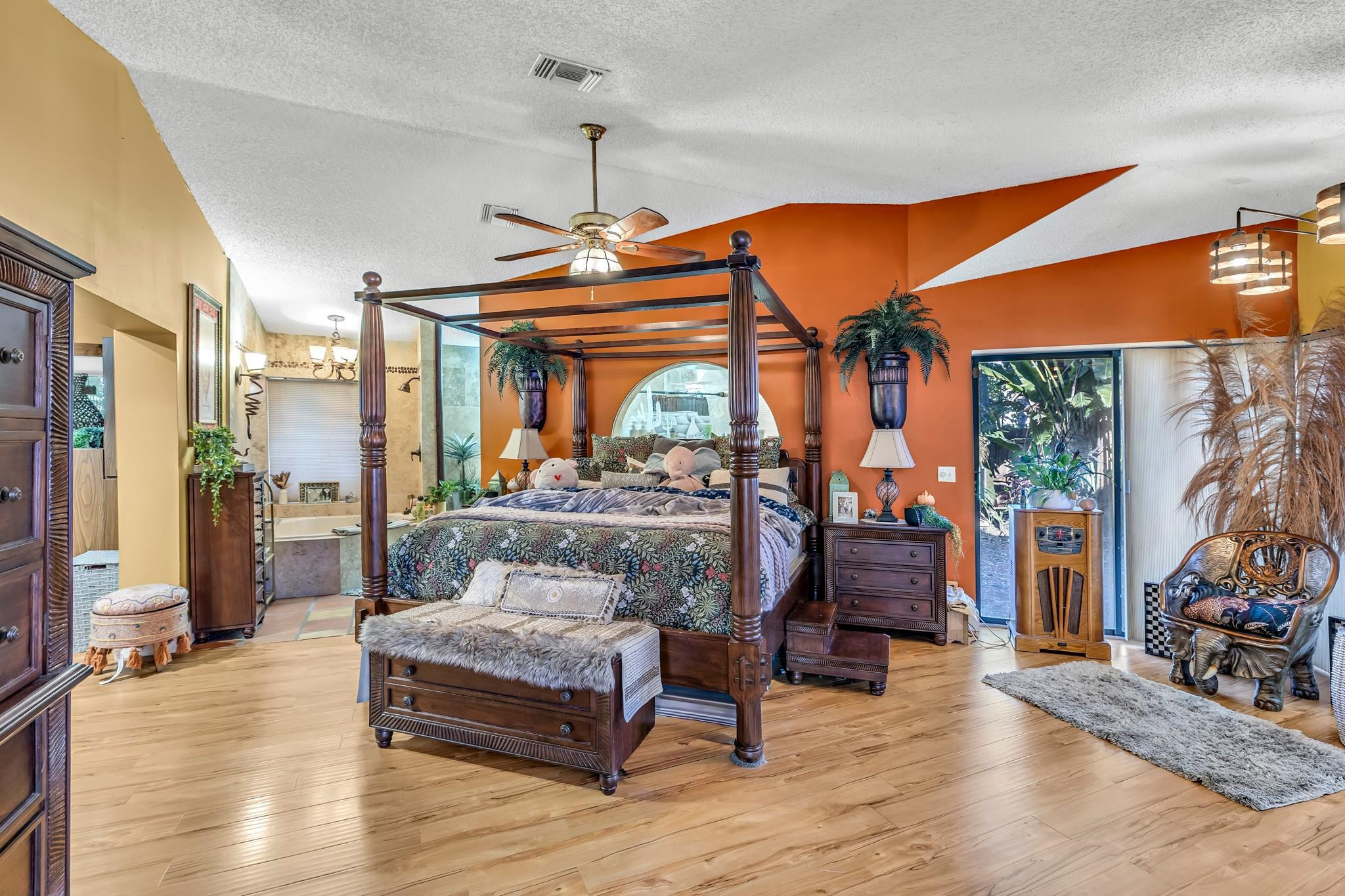 980 SW 70th Ave