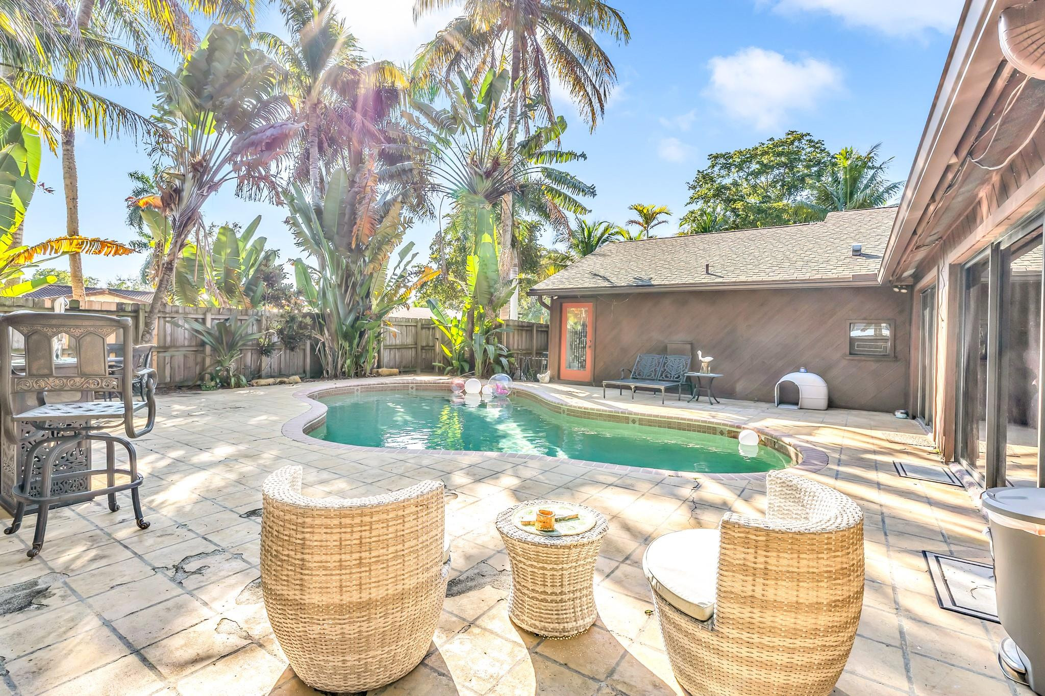 980 SW 70th Ave