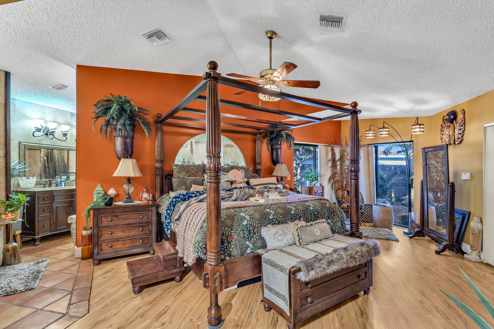 980 SW 70th Ave