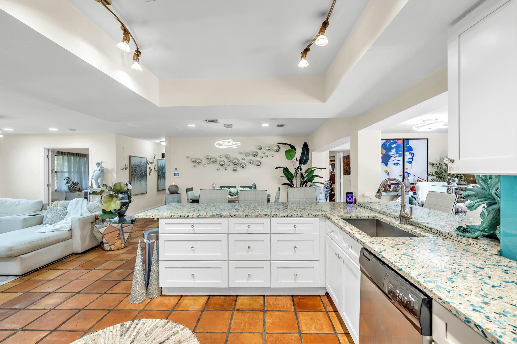 980 SW 70th Ave