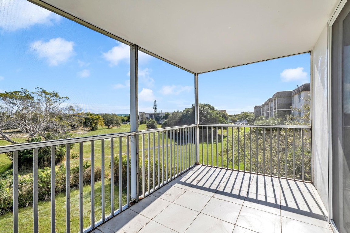 5500 NW 2nd Avenue 425, Boca Raton Unit: 425