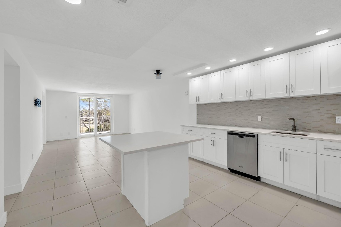 5500 NW 2nd Avenue 425, Boca Raton Unit: 425