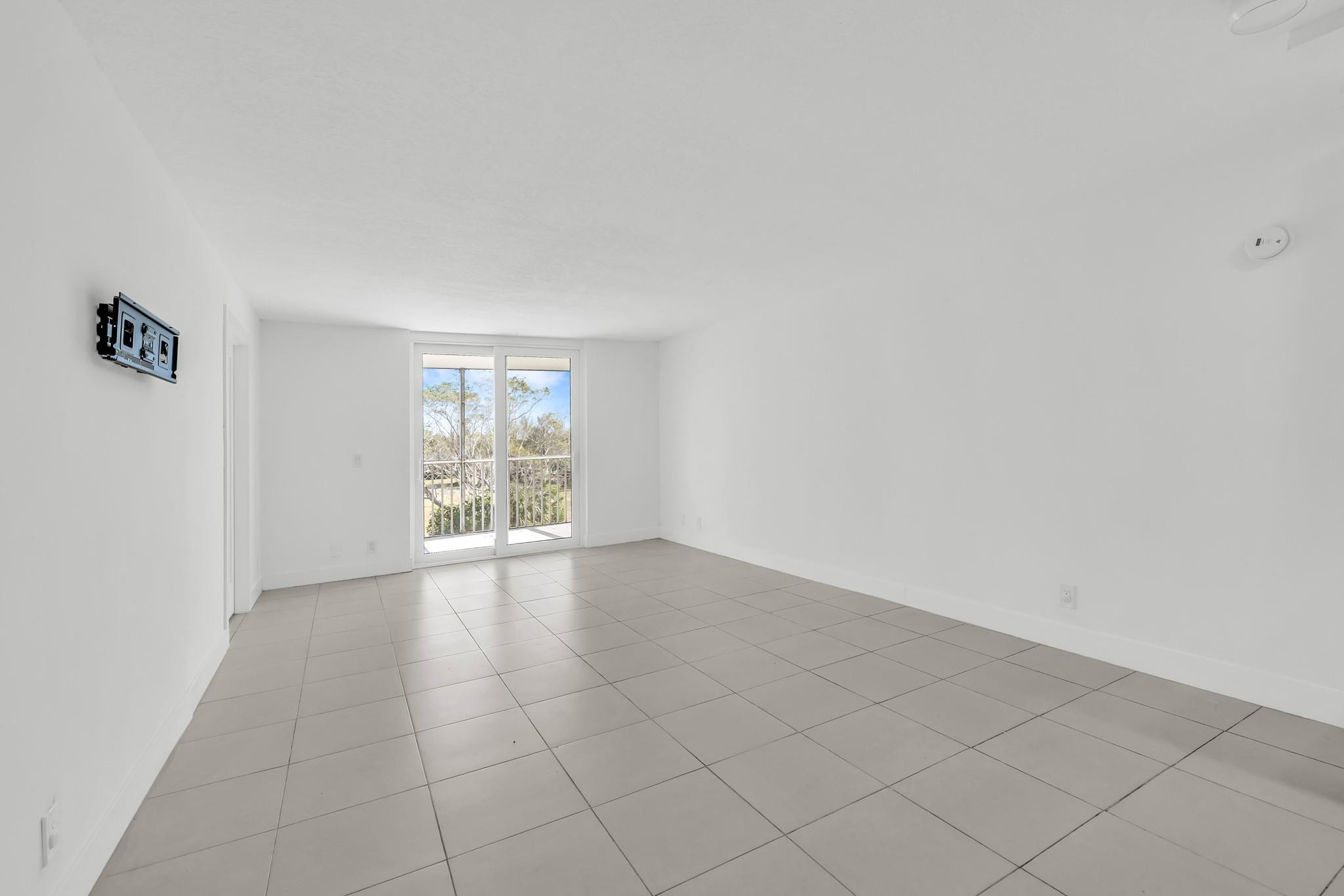 5500 NW 2nd Avenue 425, Boca Raton Unit: 425