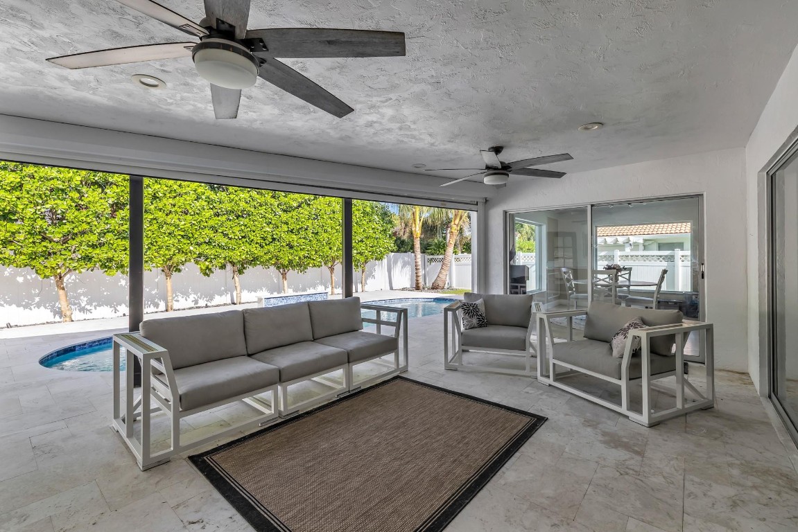 795 Camino Lakes Circle