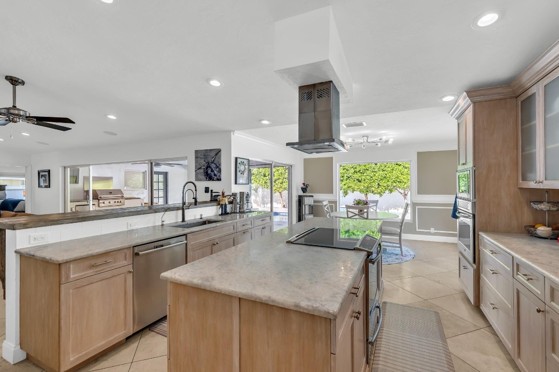 795 Camino Lakes Circle