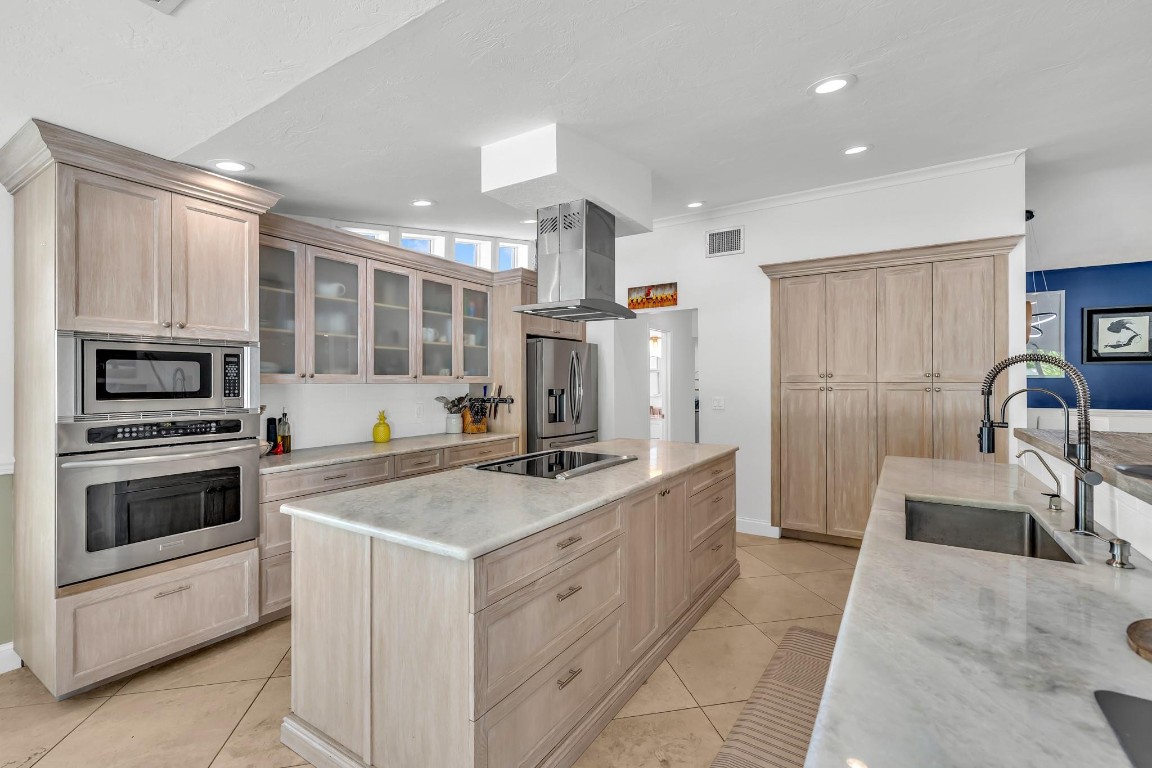 795 Camino Lakes Circle