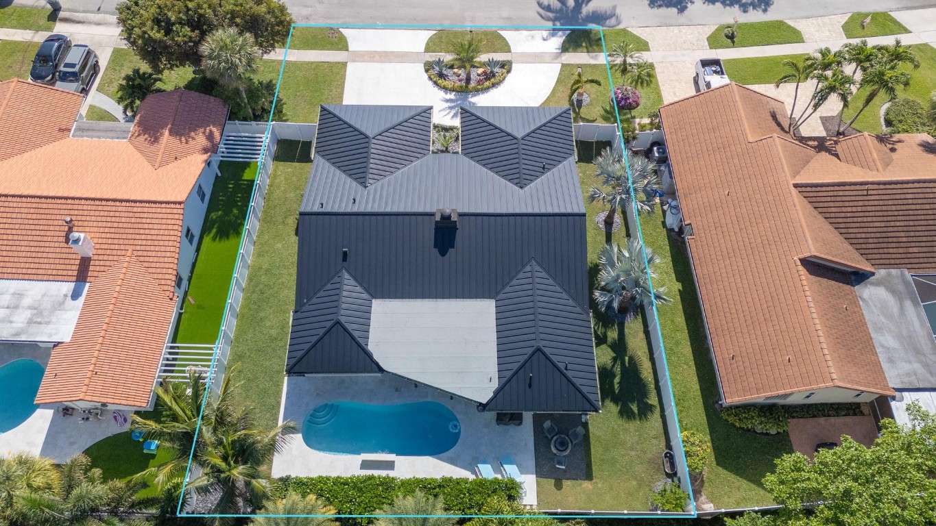 795 Camino Lakes Circle