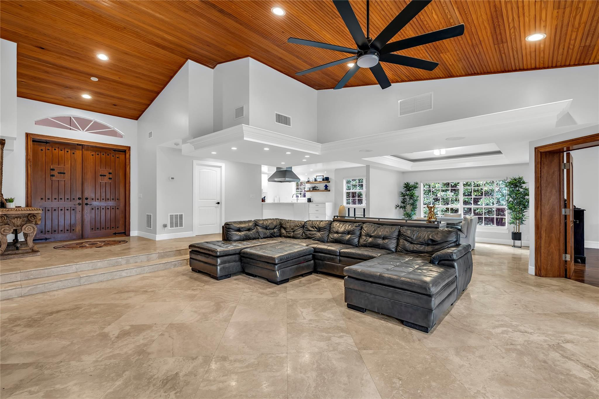 5963 NW 75th Way