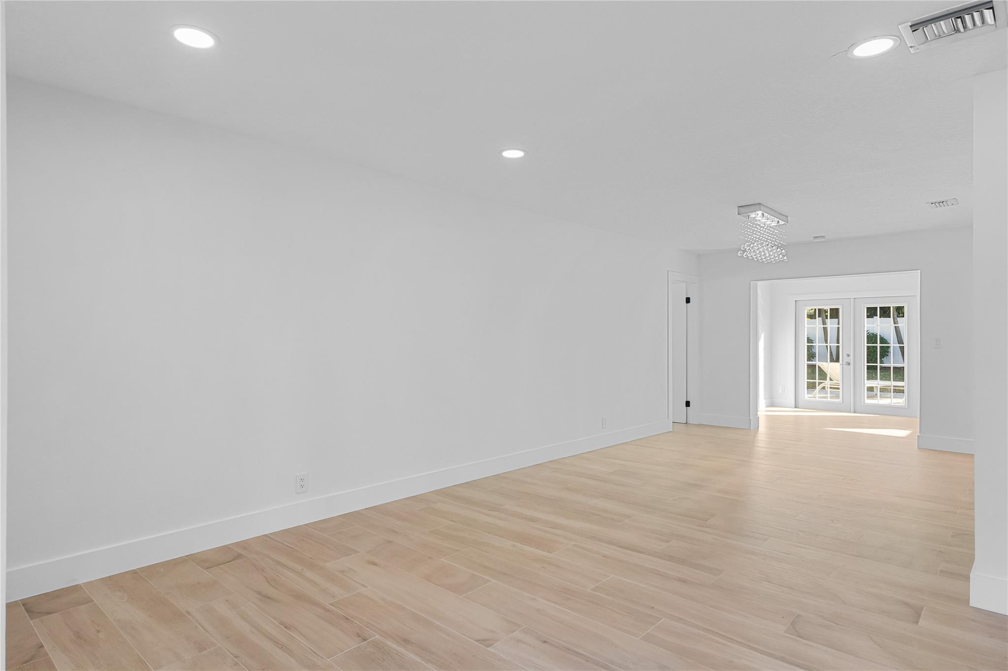 2830 NE 46th Street
