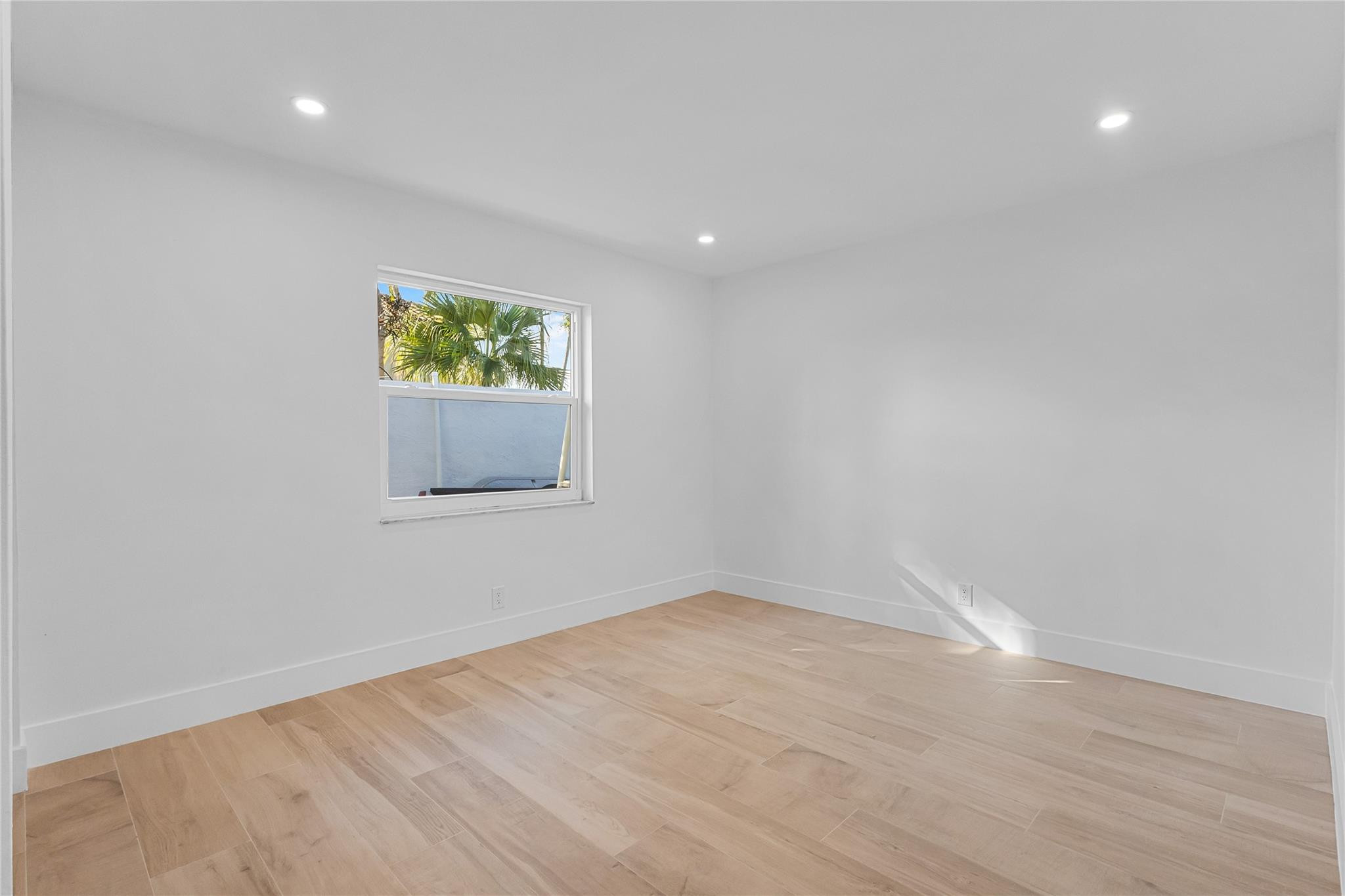 2830 NE 46th Street