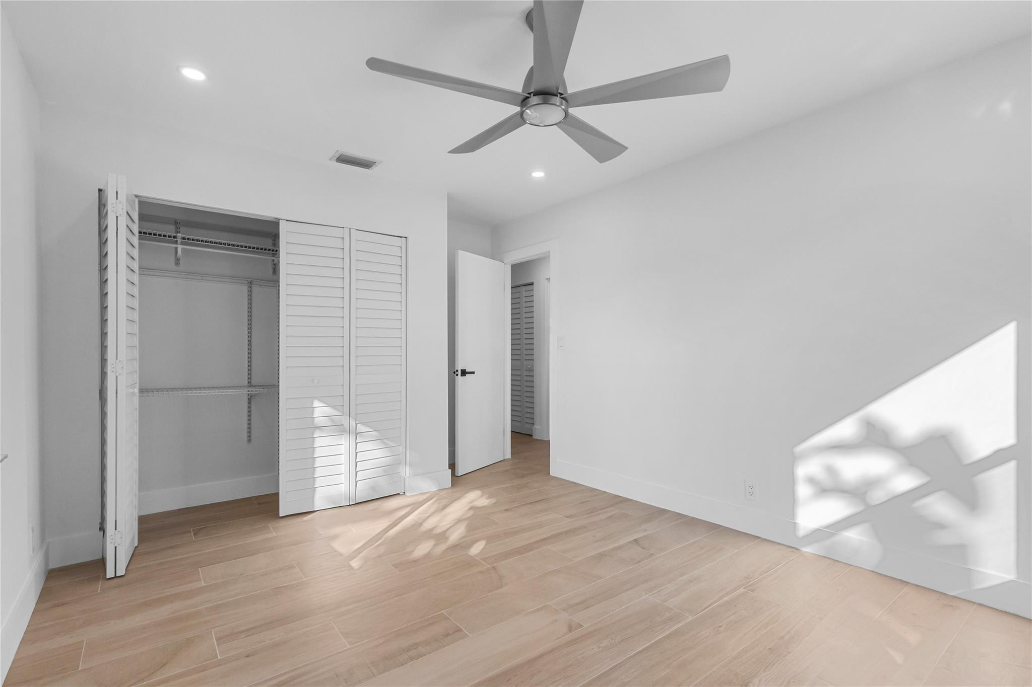 2830 NE 46th Street