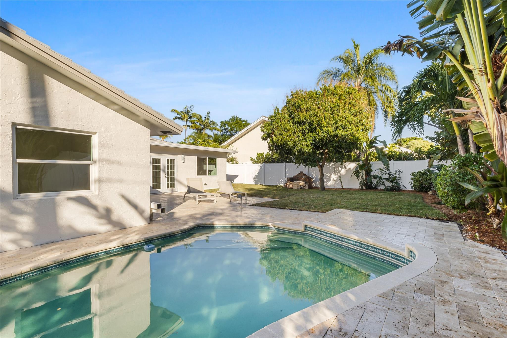 2830 NE 46th Street