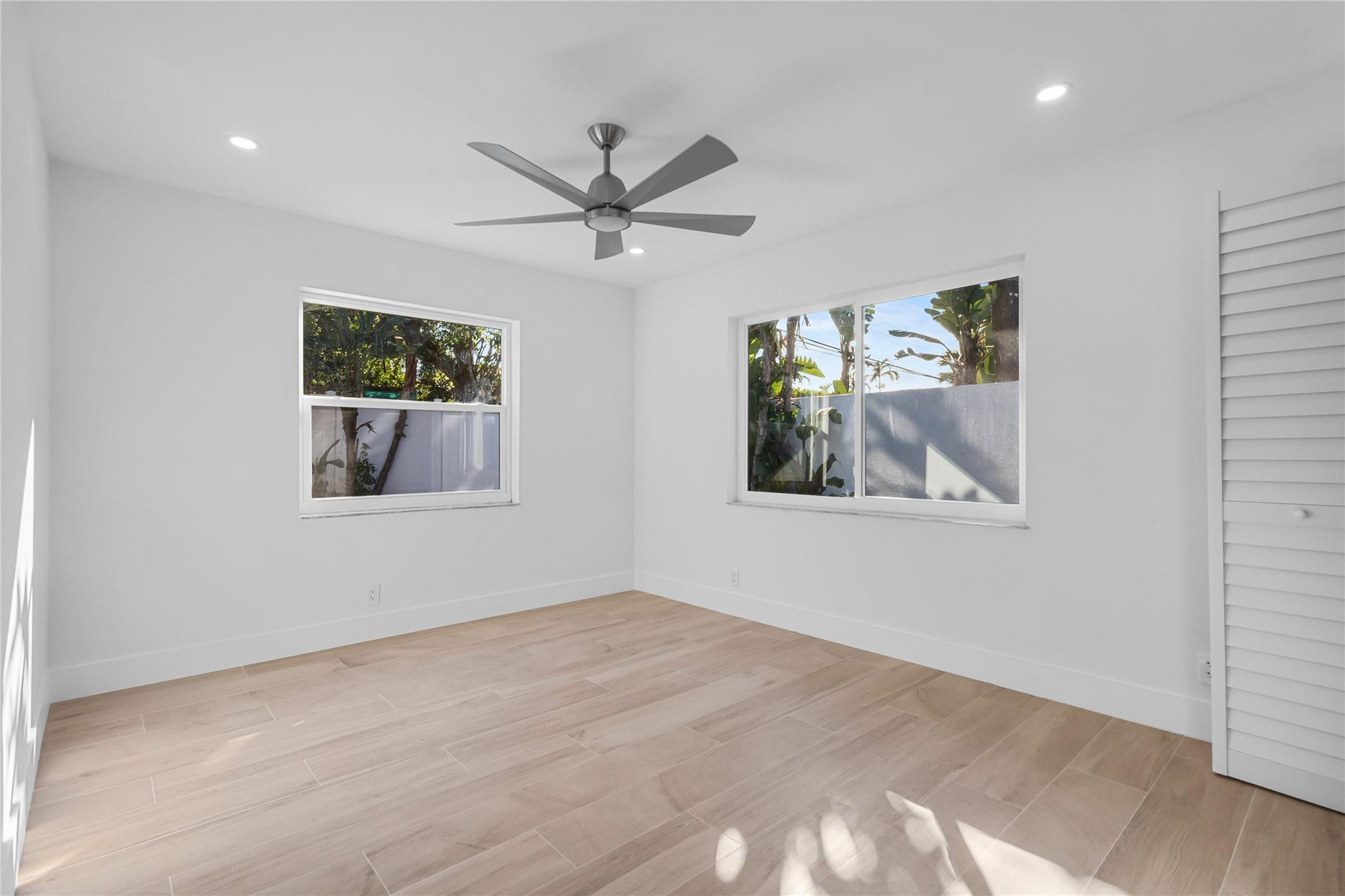 2830 NE 46th Street