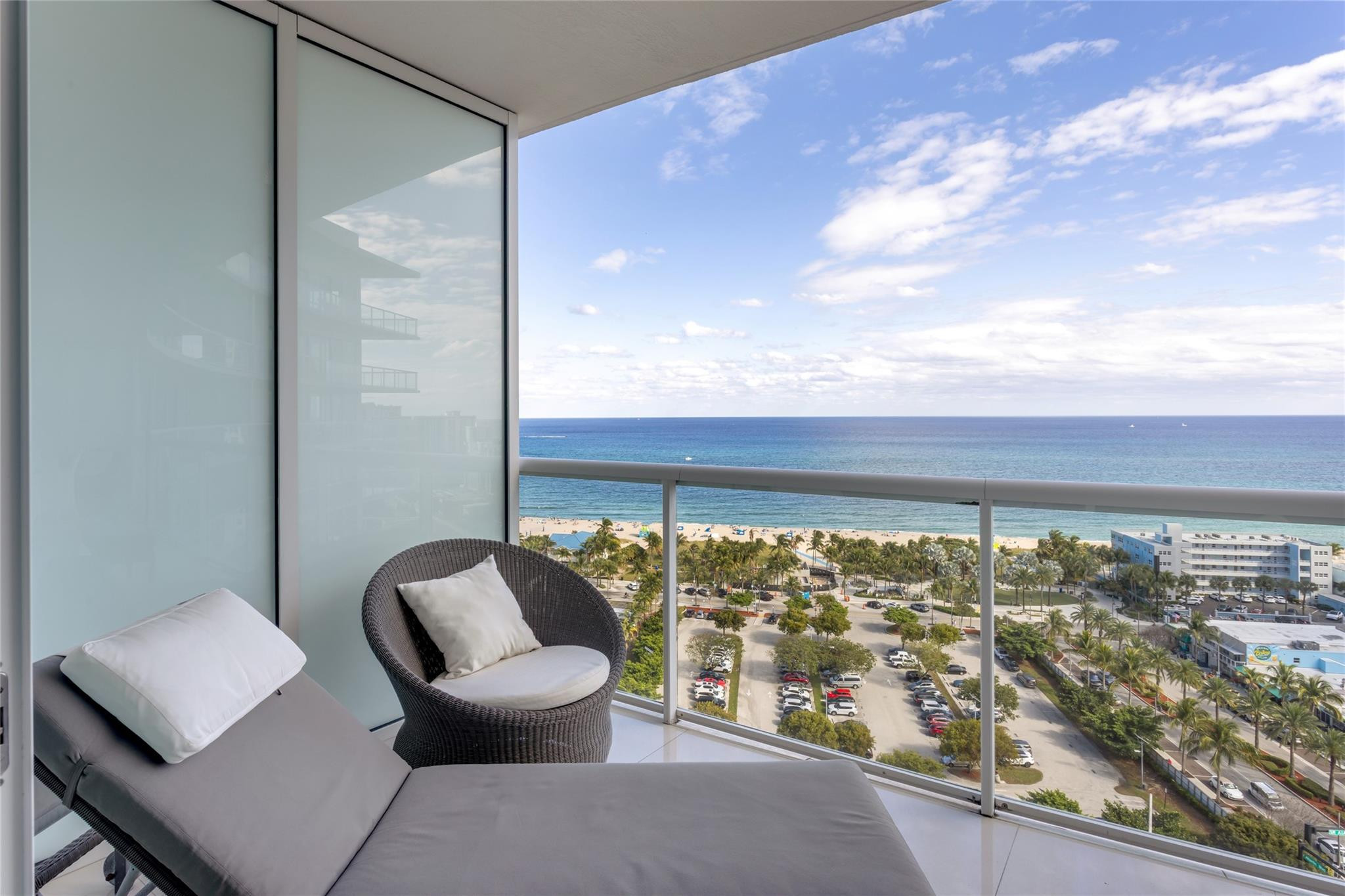 1 N Ocean Boulevard 1603