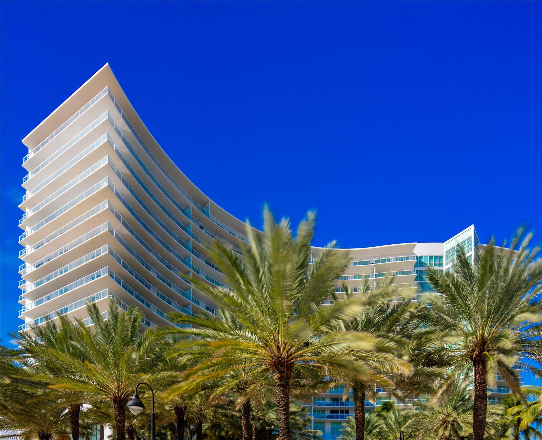 1 N Ocean Boulevard 1603