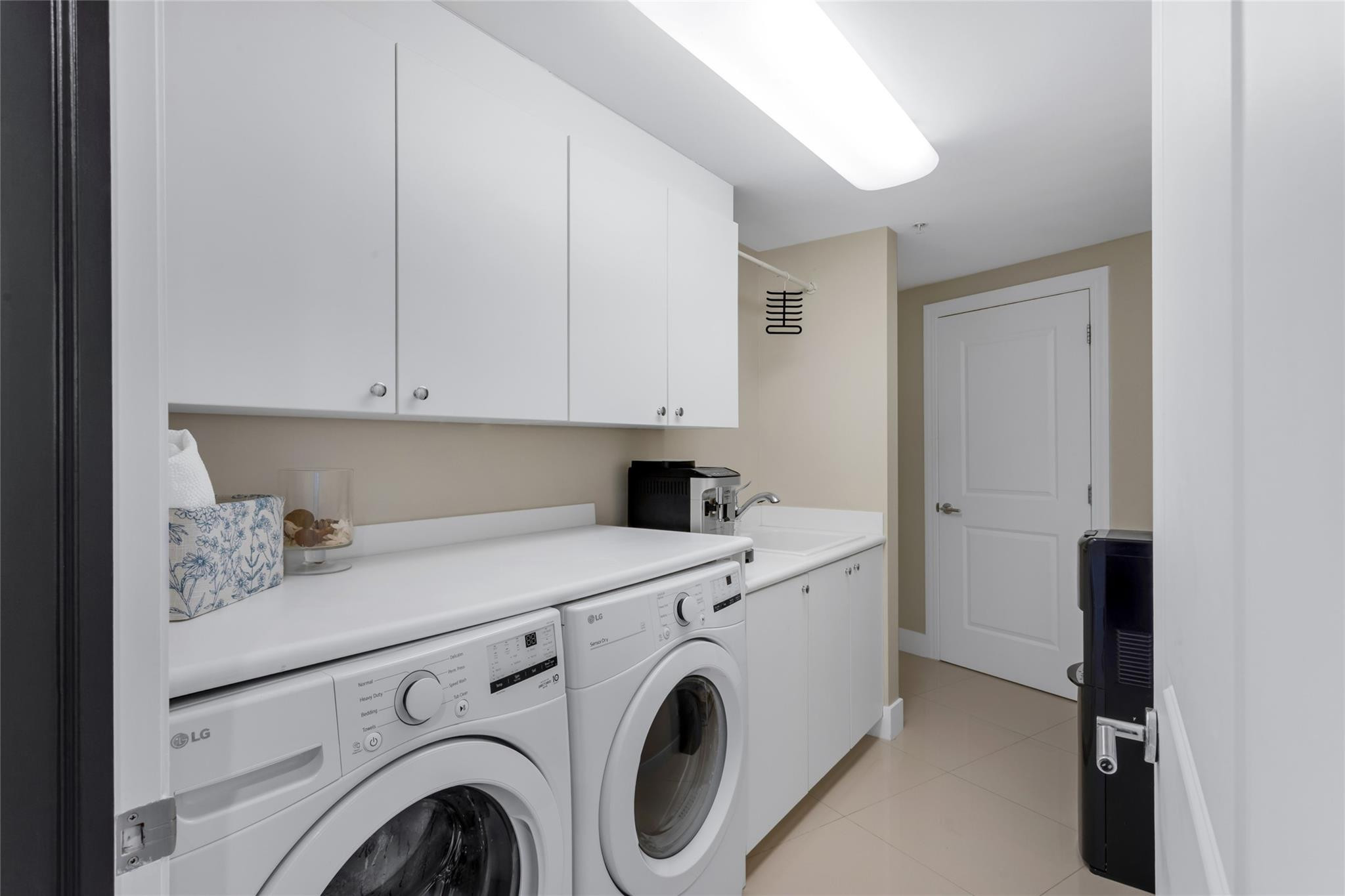 1 N Ocean Boulevard 1603