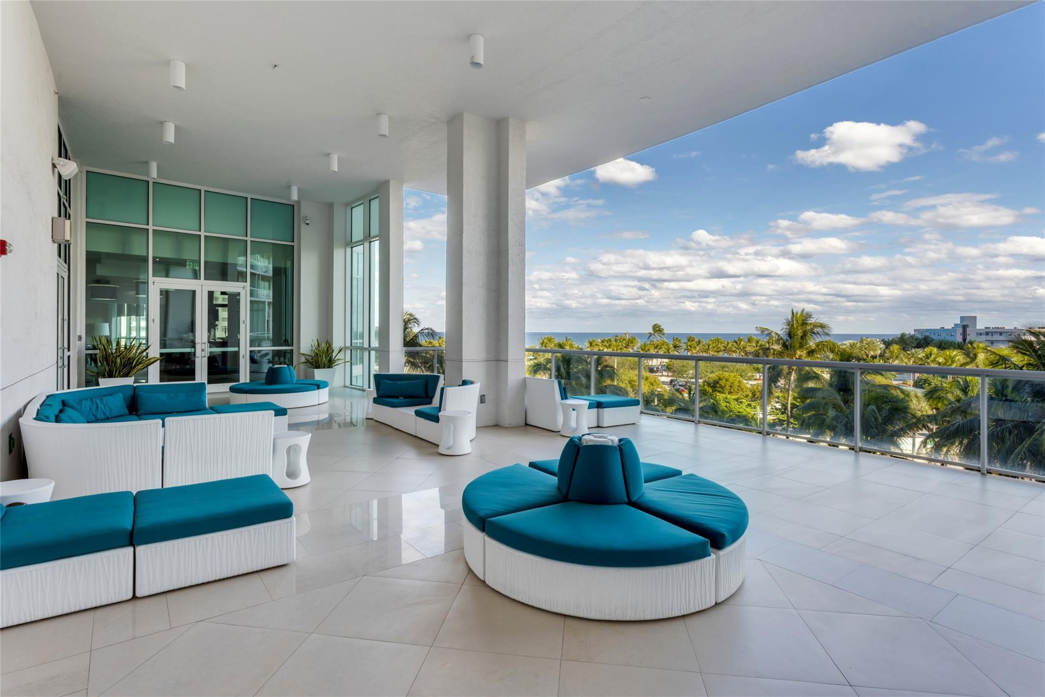 1 N Ocean Boulevard 1603