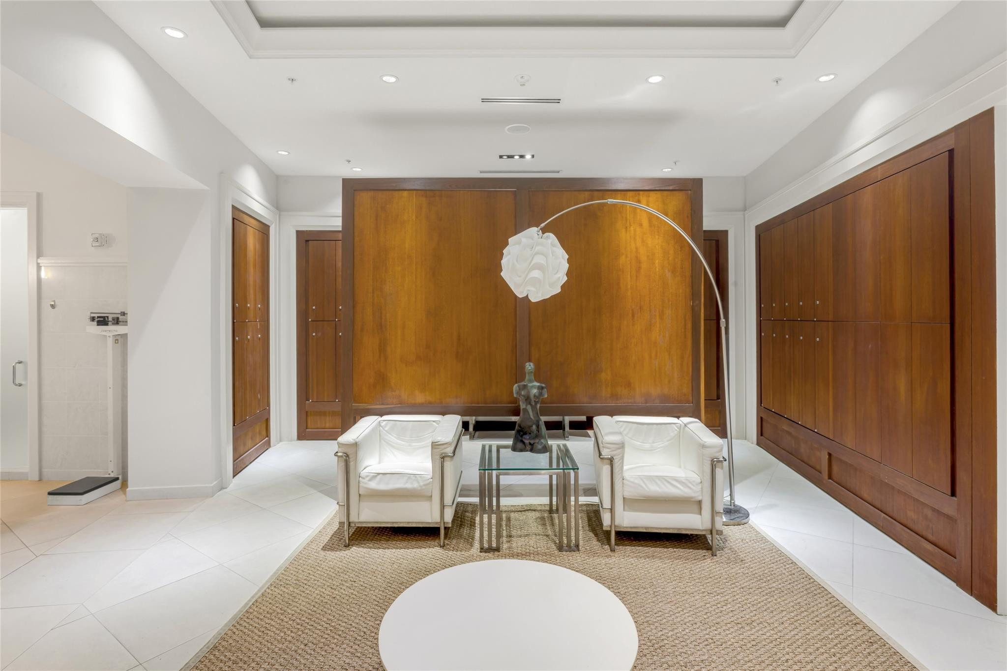 1 N Ocean Boulevard 1603