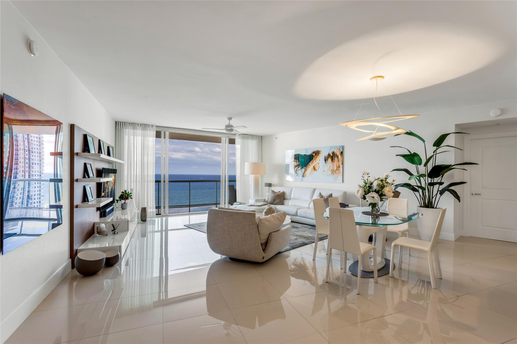 1 N Ocean Boulevard 1603