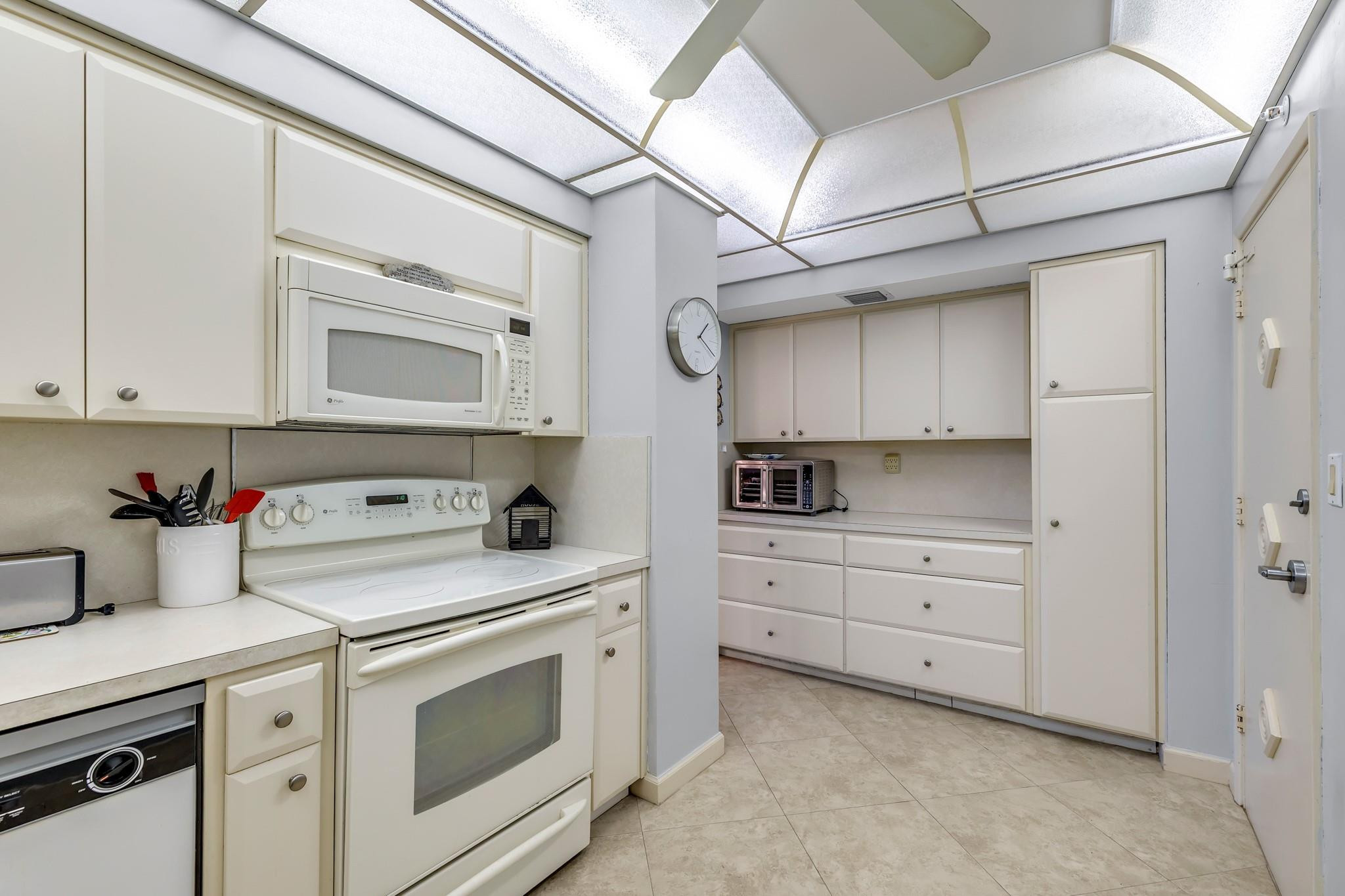 3300 NE 36th Street 1110