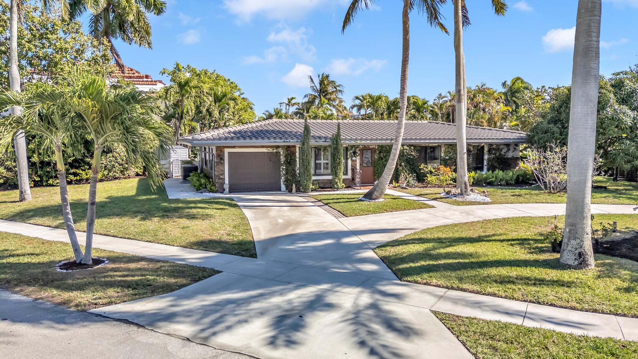 2801 NE 48th Court