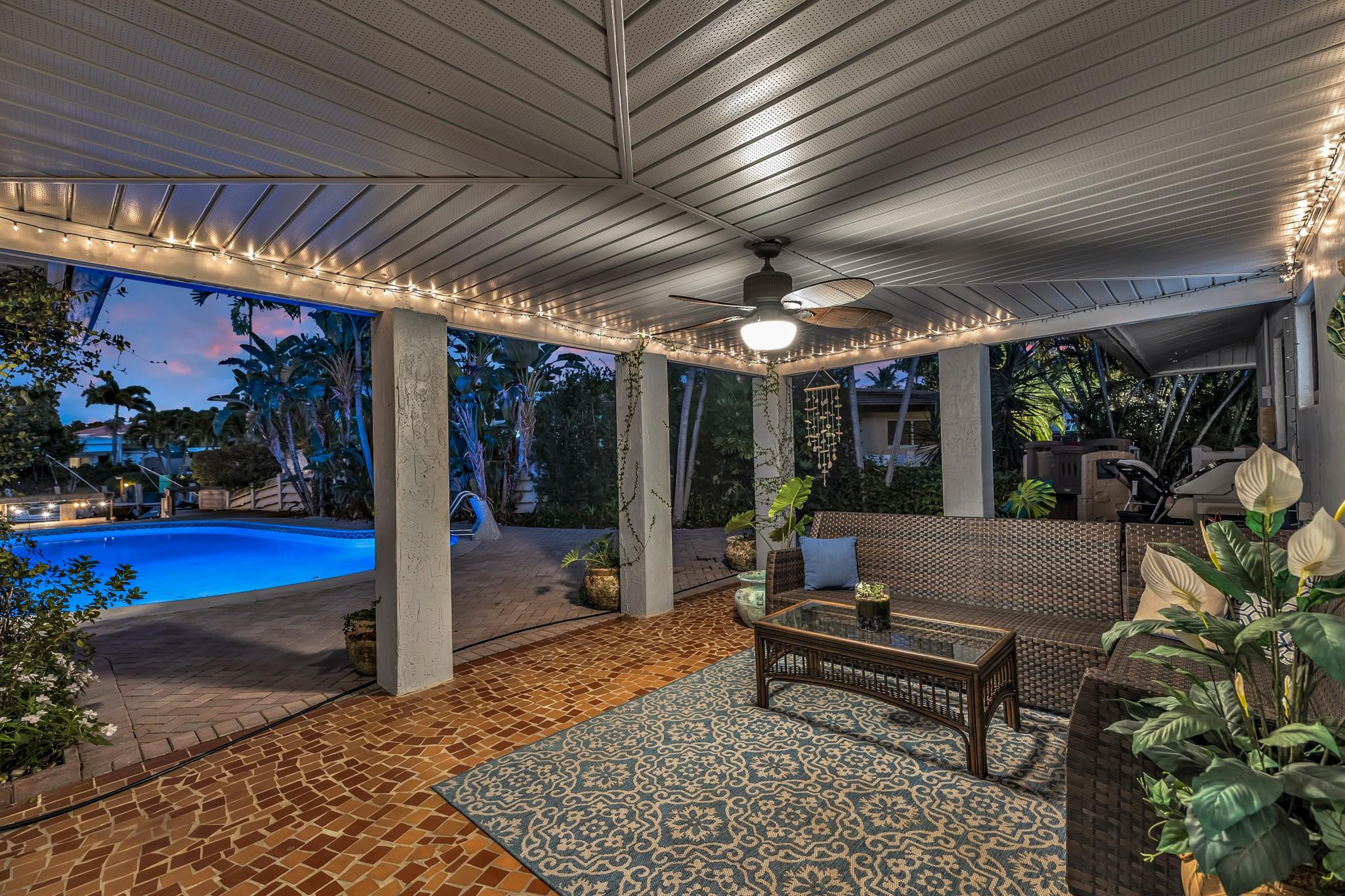 2801 NE 48th Court