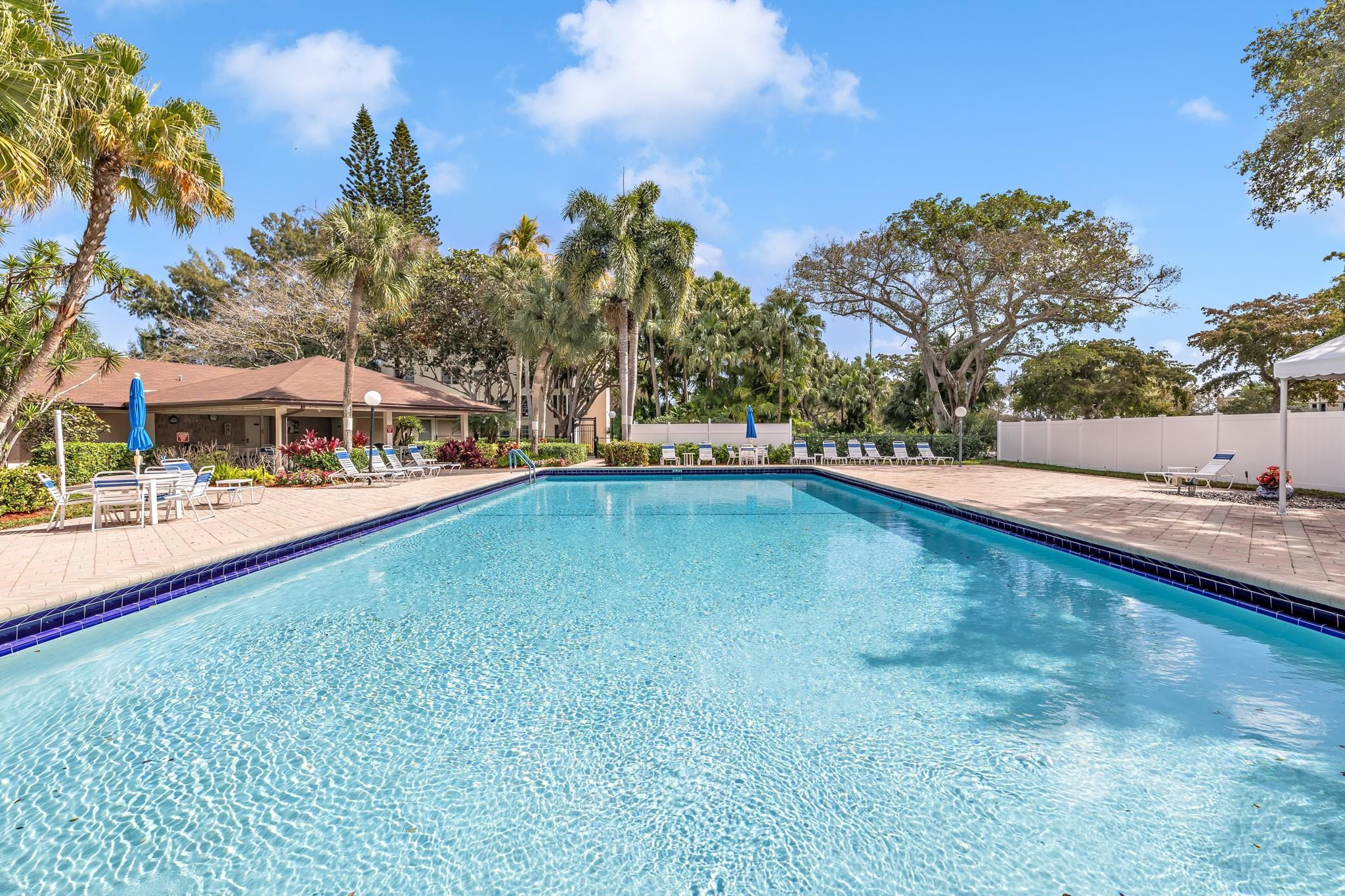 3001 S Palm Aire Drive 105