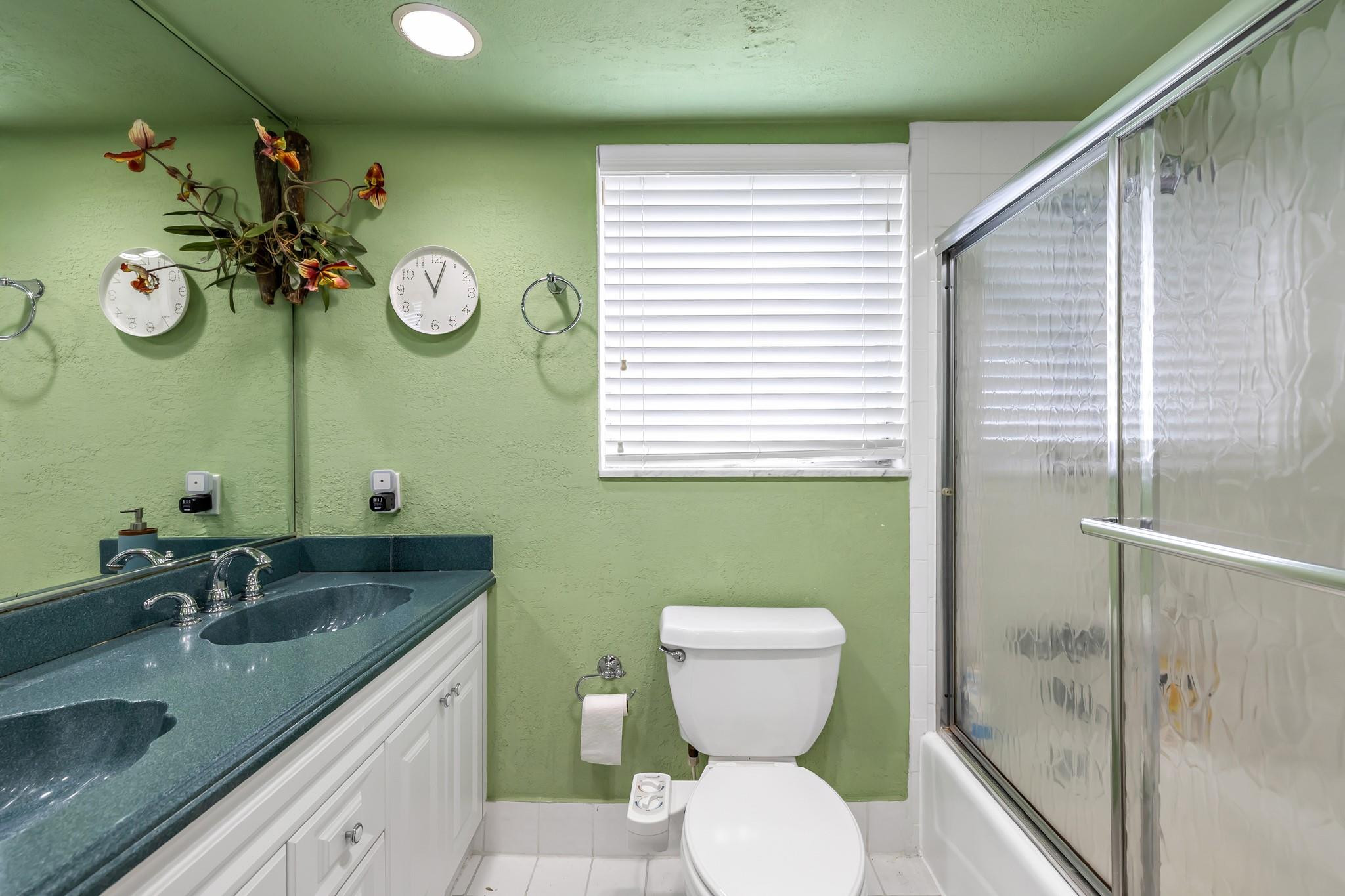 3001 S Palm Aire Drive 105