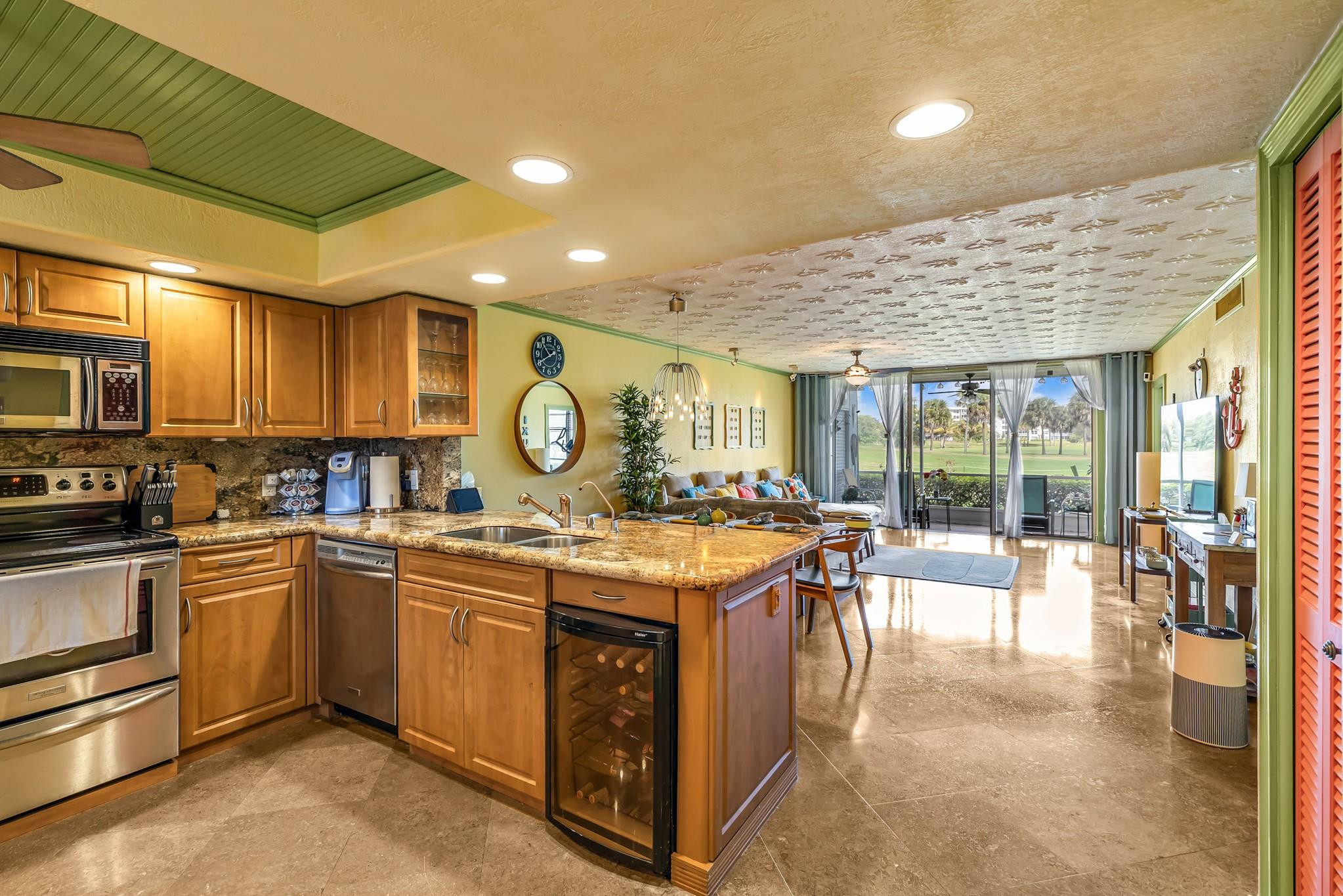3001 S Palm Aire Drive 105