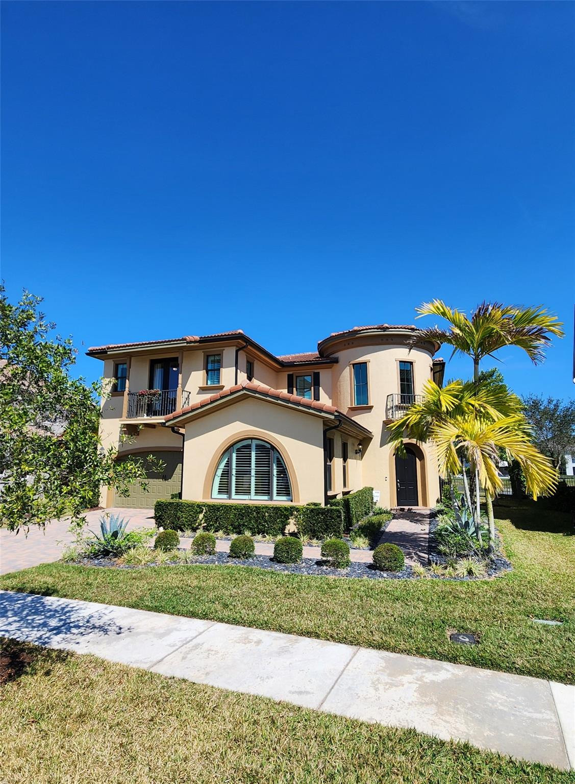11585 Horizon Road