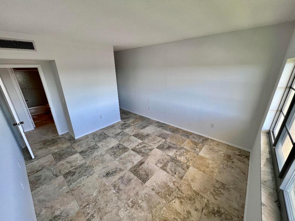 55 SW 2nd Avenue 5040