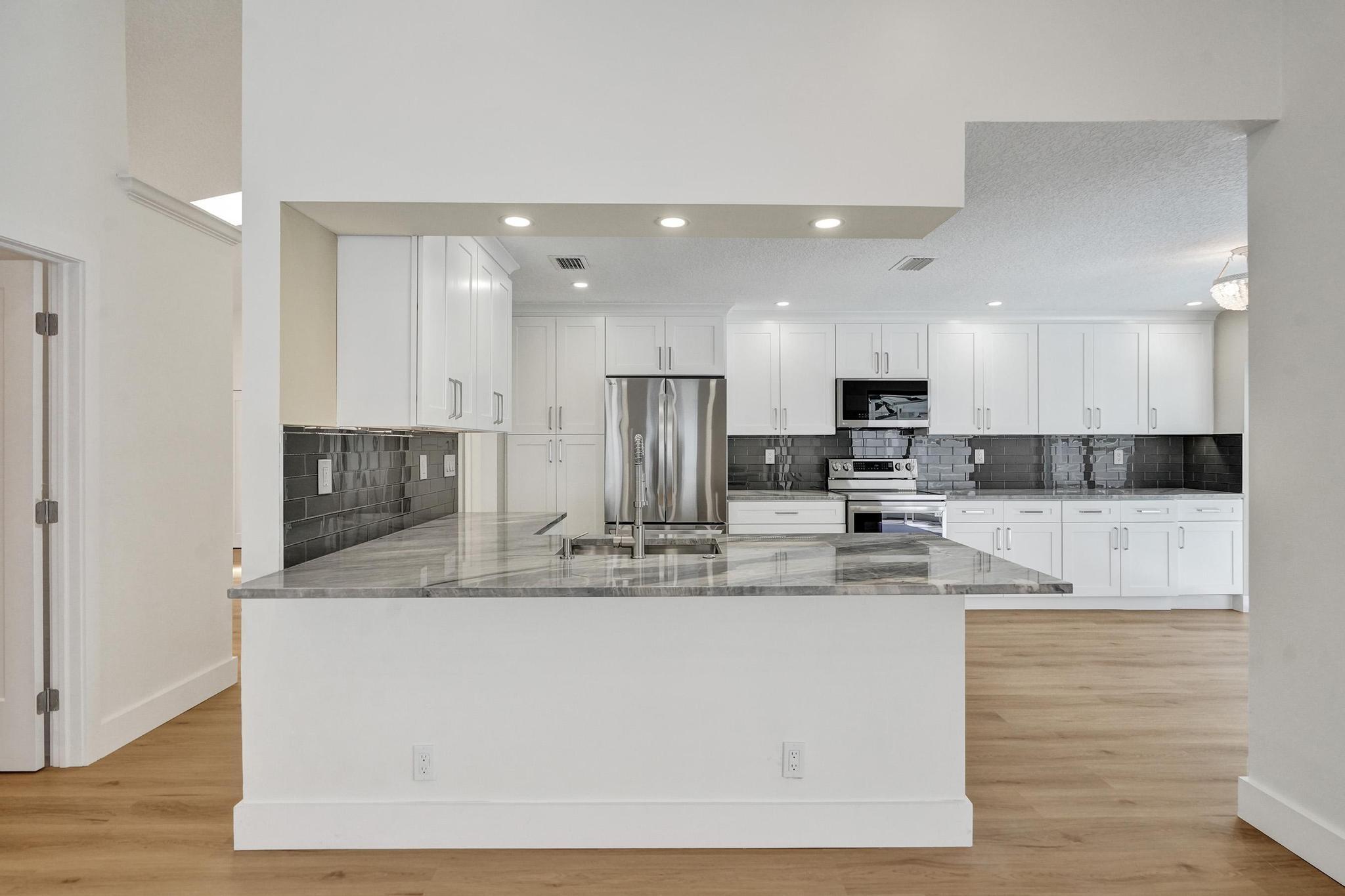 5030 Marina Circle