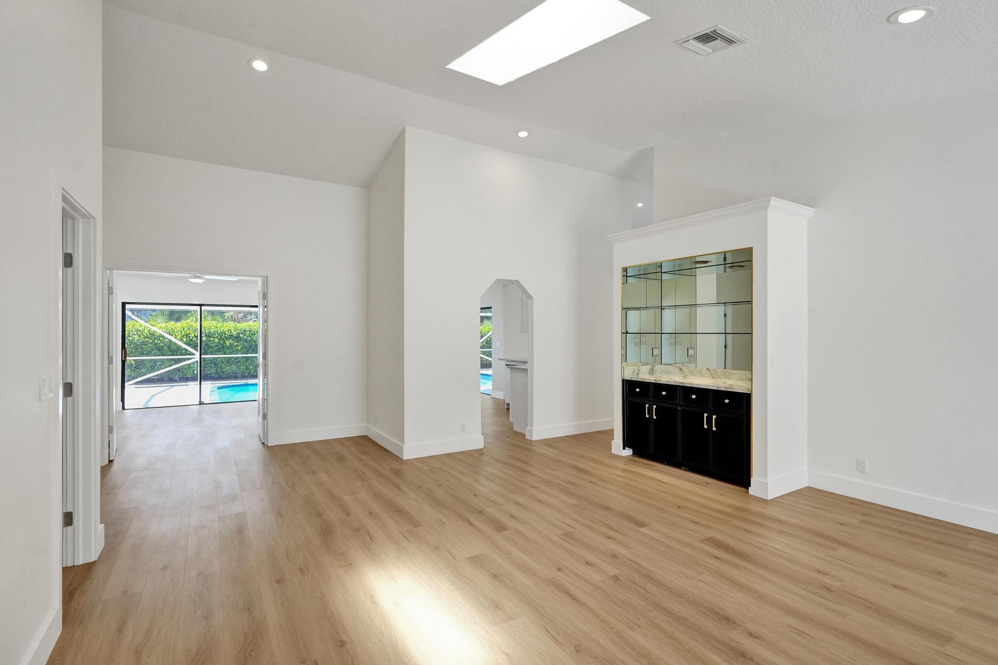 5030 Marina Circle