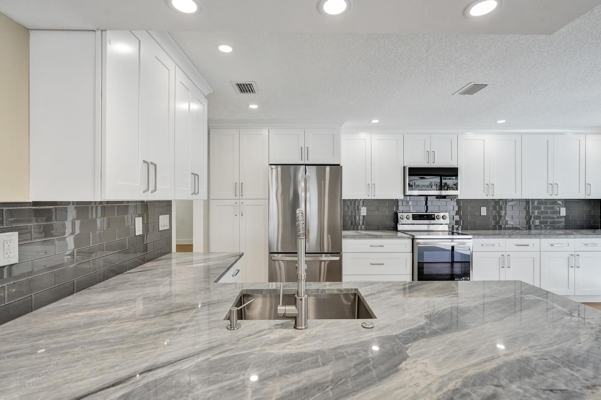 5030 Marina Circle