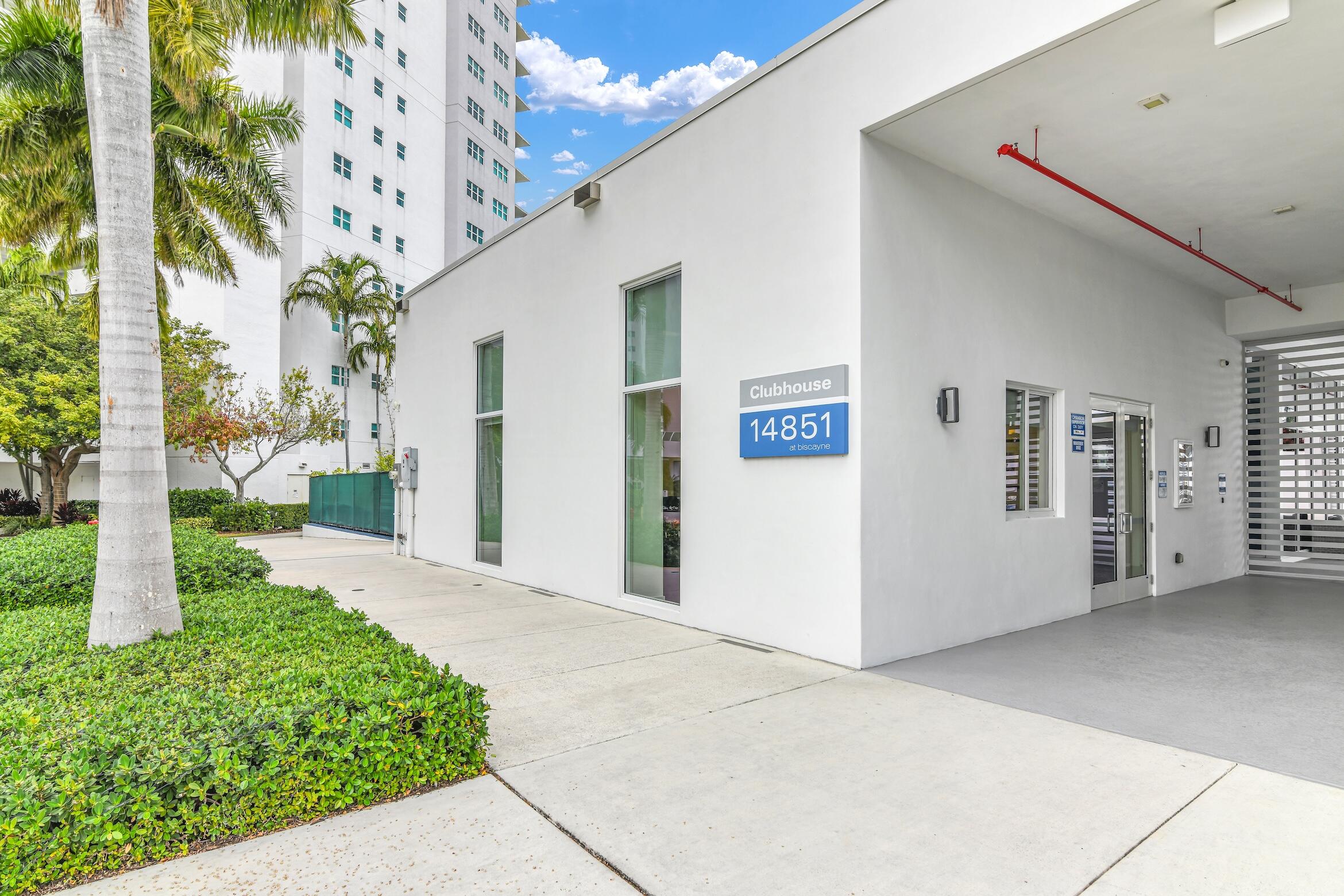 15051 Royal Oaks Lane 606