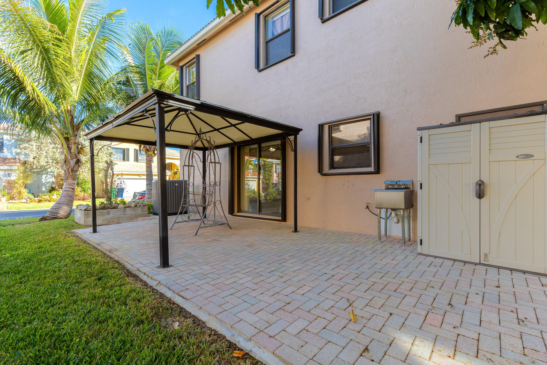 11109 NW 34th Court