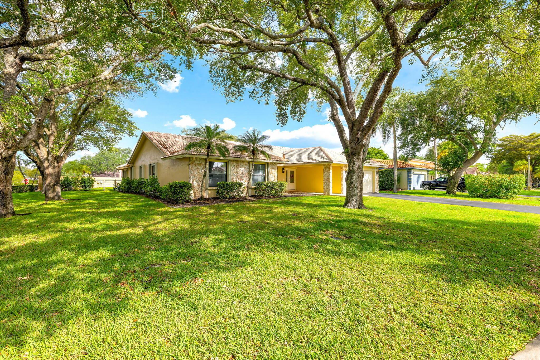 4830 NW 92nd Terrace