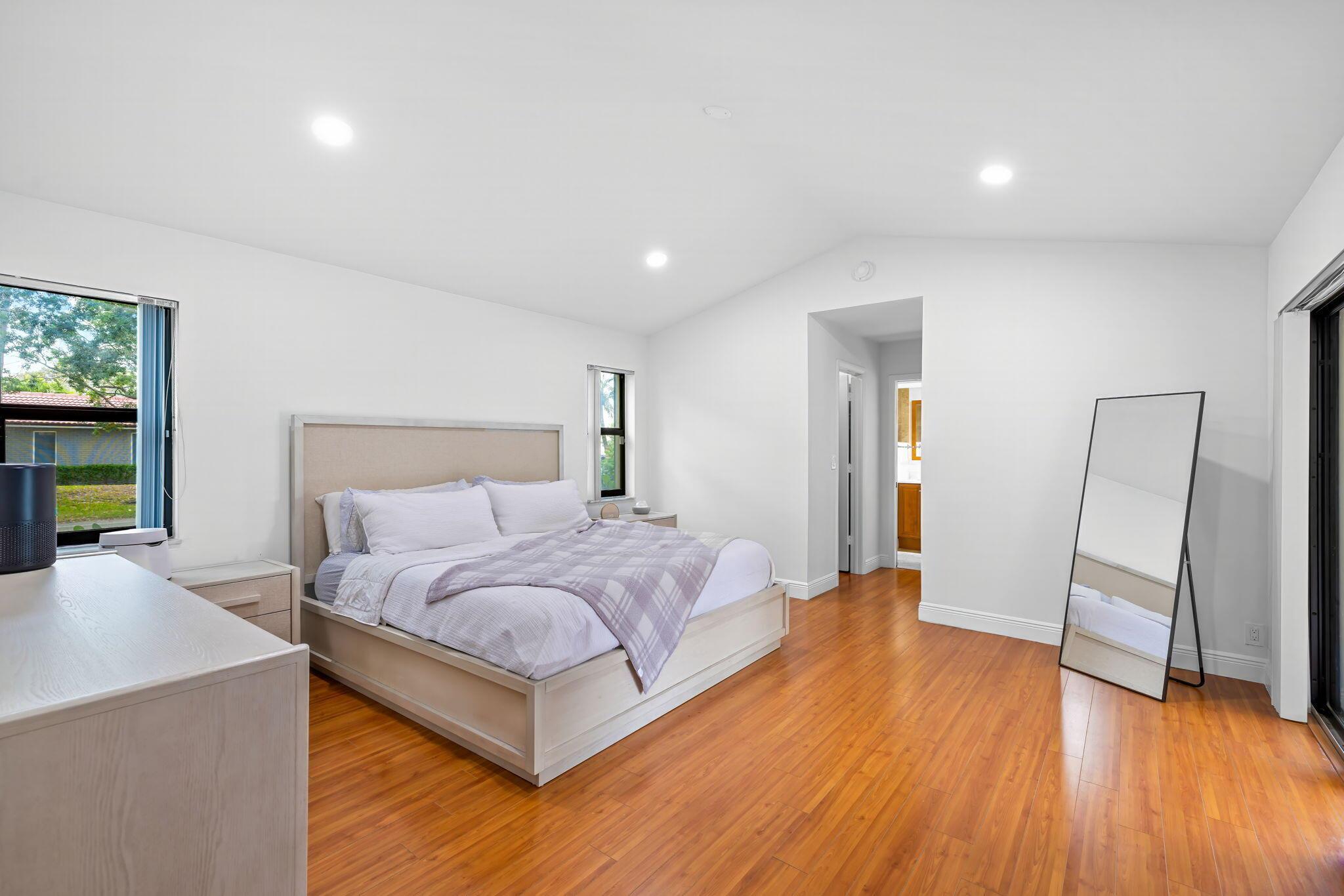 4830 NW 92nd Terrace