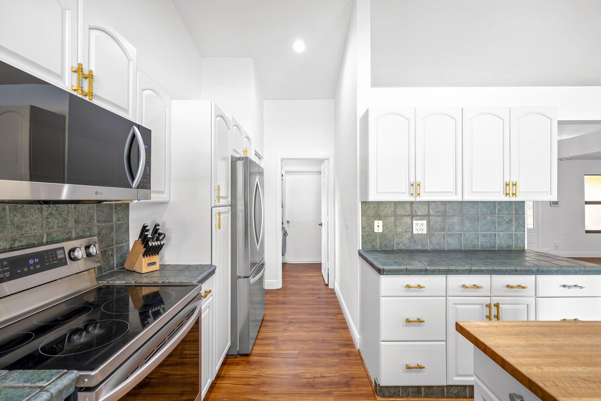 4830 NW 92nd Terrace