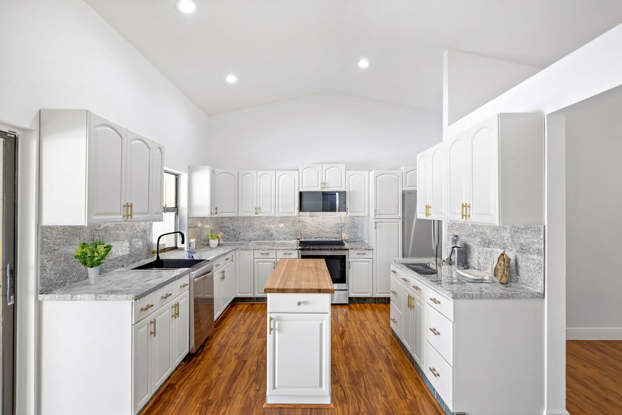 4830 NW 92nd Terrace