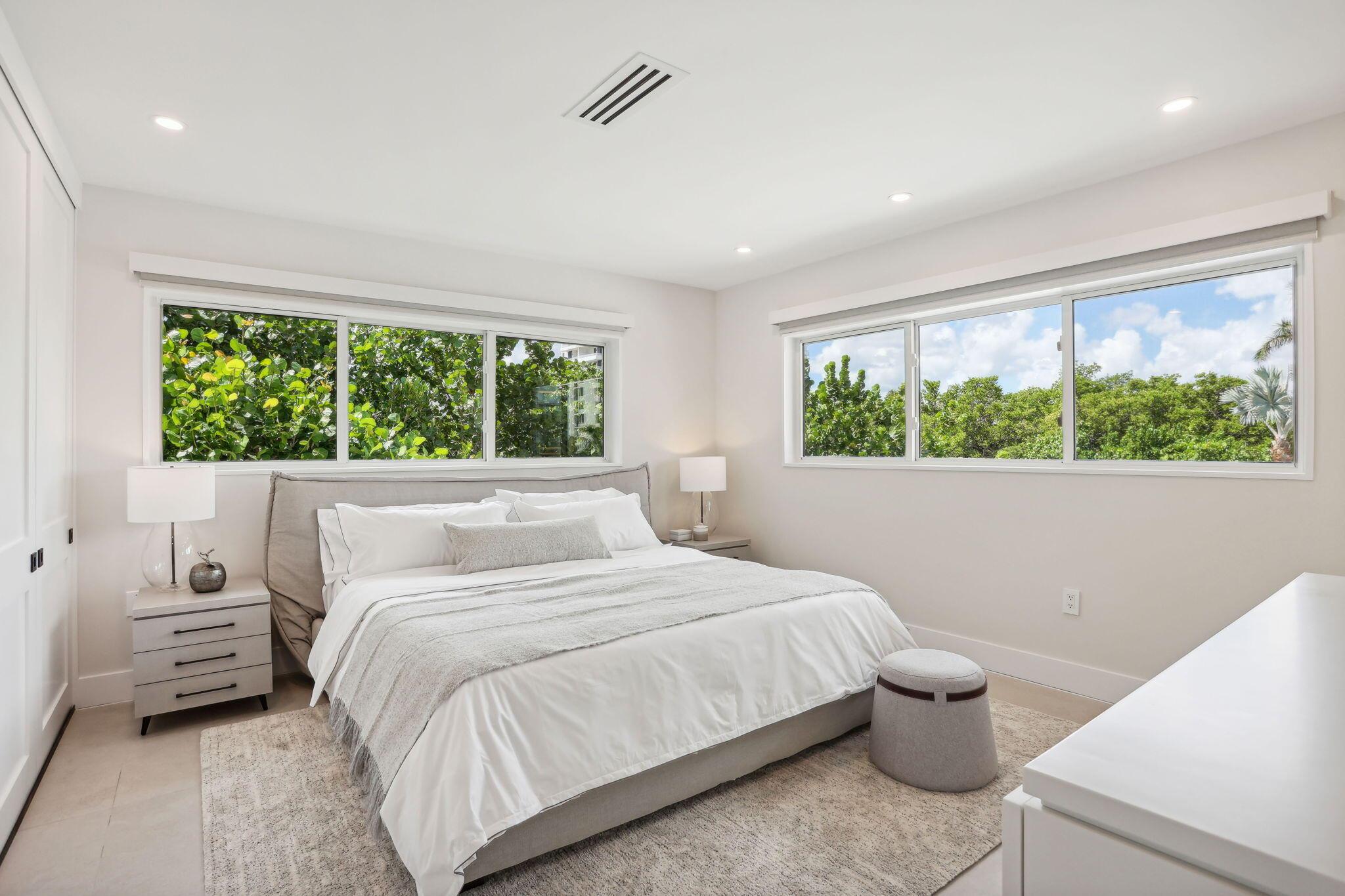 3401 S Ocean Boulevard 6